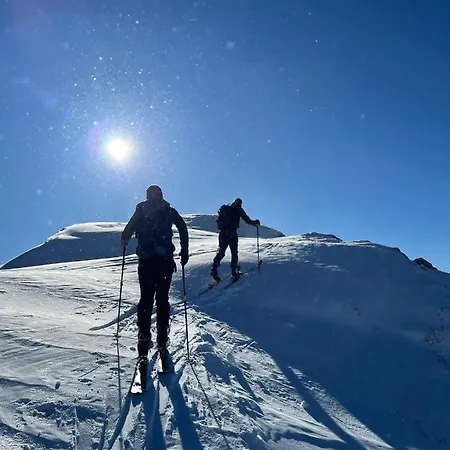 Ξενοδοχείο Cafe' Hermann