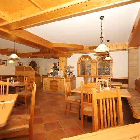 Cafe' Hermann 3*