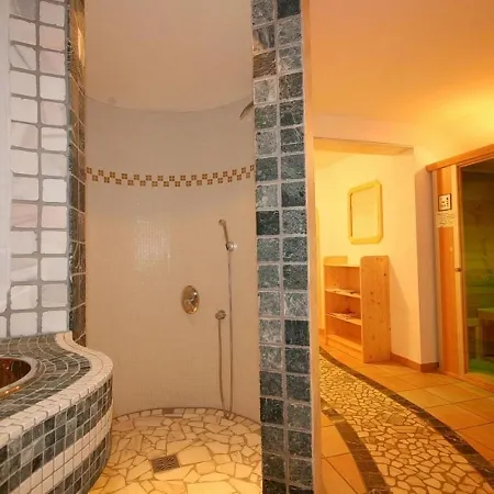 Cafe' Hermann Hotell 3*