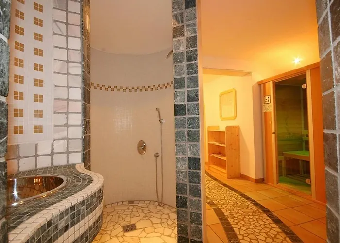 赫尔曼咖啡厅酒店 酒店 3*